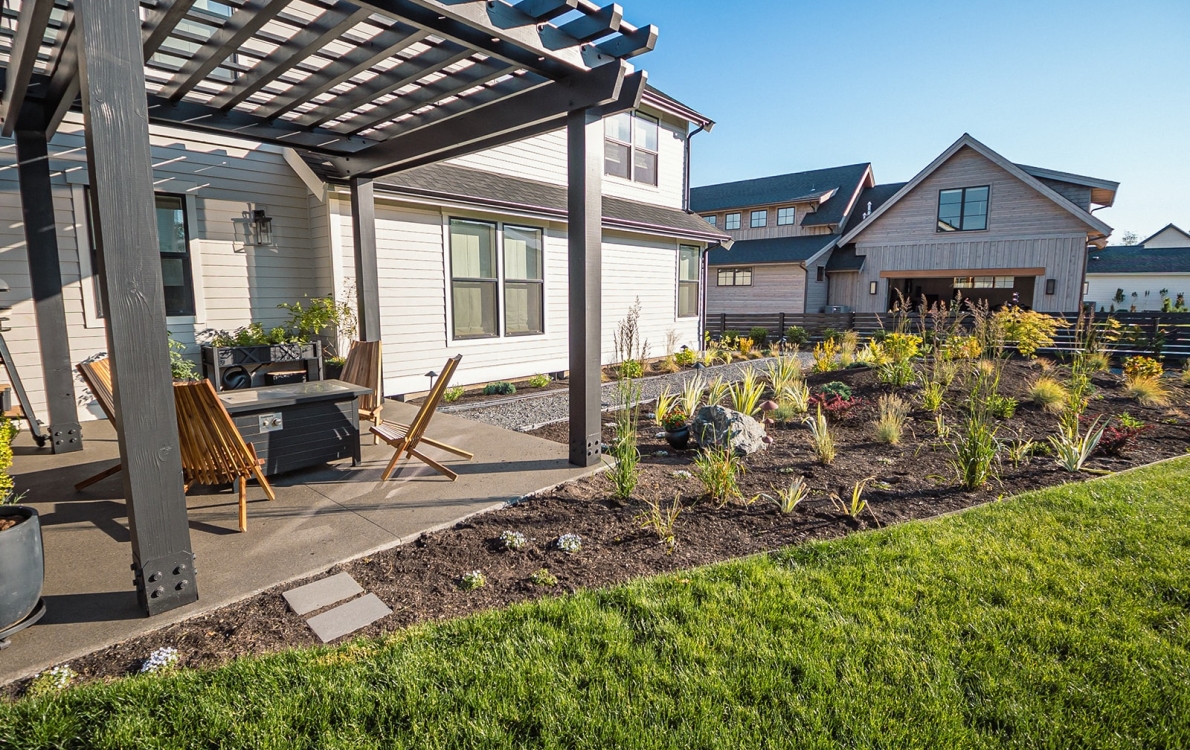 Outdoor living space with pavers