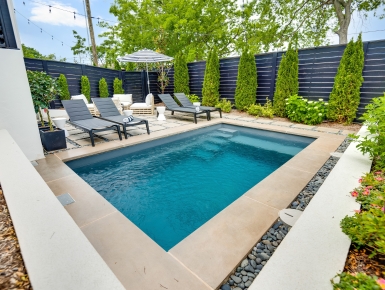 DIY vs. Professional Hardscaping: 4 Things to Consider before DIY’ing